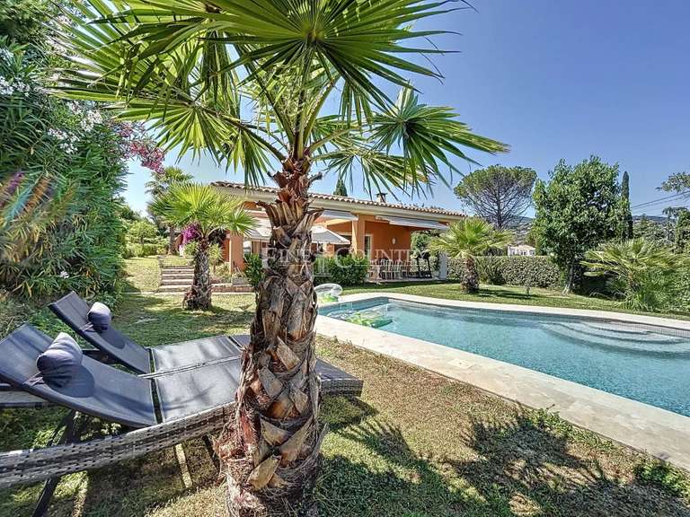 Villa Mandelieu-la-Napoule - 3 chambres - 140m²