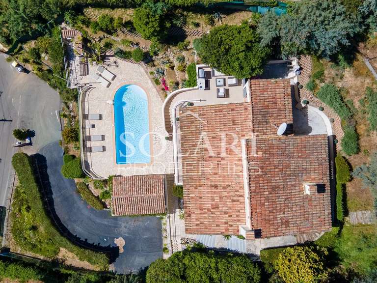 Villa Mandelieu-la-Napoule - 4 bedrooms - 200m²