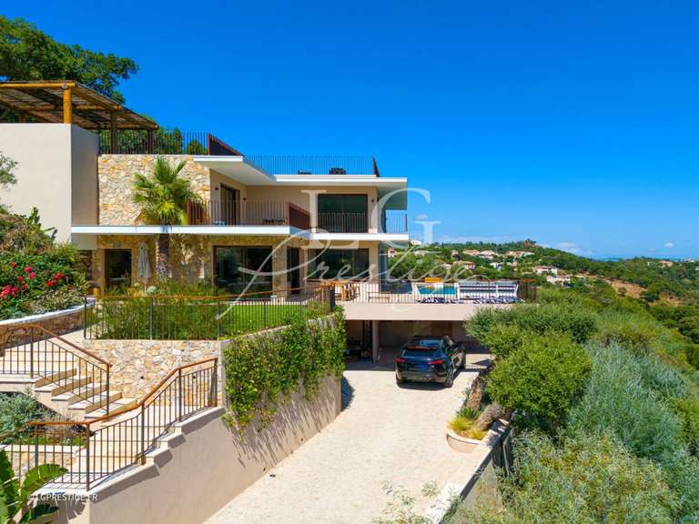 Villa Mandelieu-la-Napoule - 5 chambres - 400m²