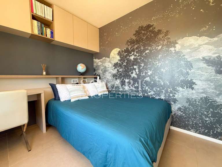Villa Mandelieu-la-Napoule - 3 chambres - 175m²