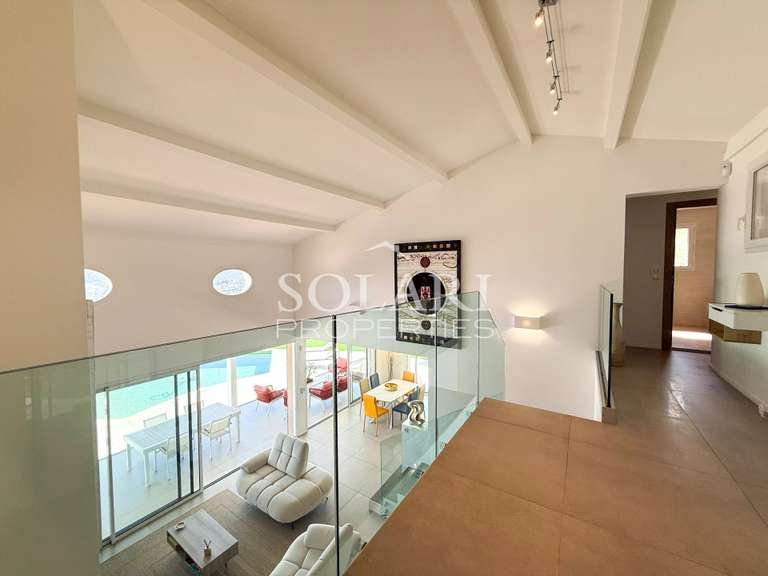 Villa Mandelieu-la-Napoule - 3 chambres - 175m²