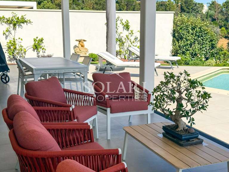 Villa Mandelieu-la-Napoule - 3 chambres - 175m²