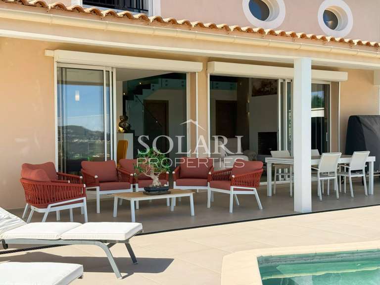 Villa Mandelieu-la-Napoule - 3 chambres - 175m²