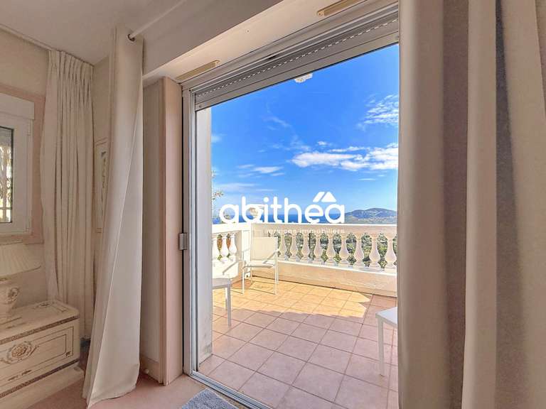 Villa Mandelieu-la-Napoule - 4 chambres - 284m²