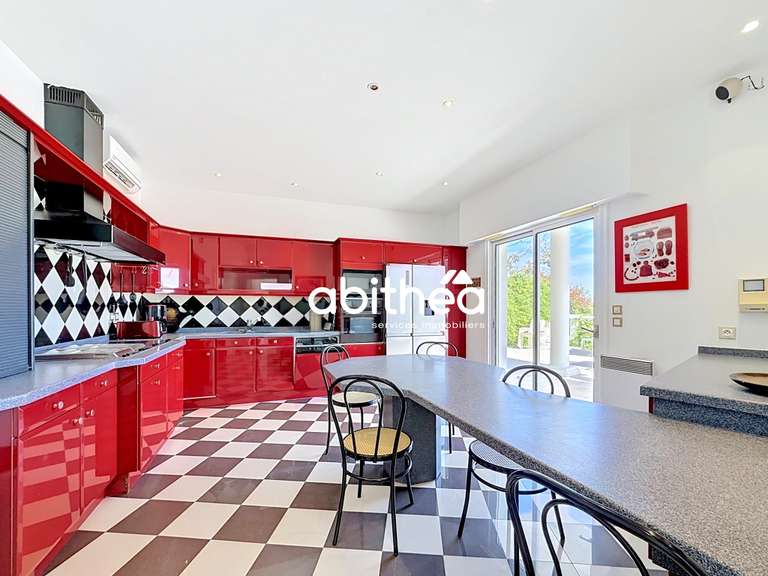 Villa Mandelieu-la-Napoule - 4 chambres - 284m²