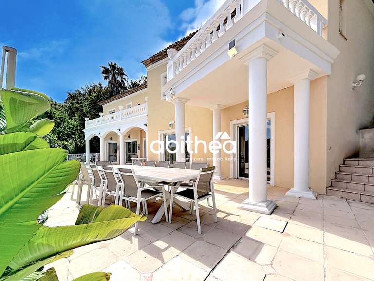 Villa Mandelieu-la-Napoule - 4 chambres - 284m²