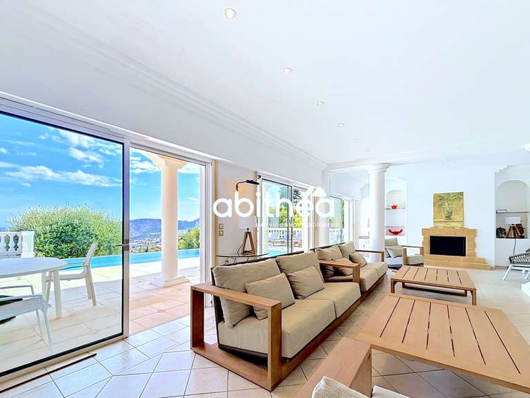 Villa Mandelieu-la-Napoule - 4 chambres - 284m²