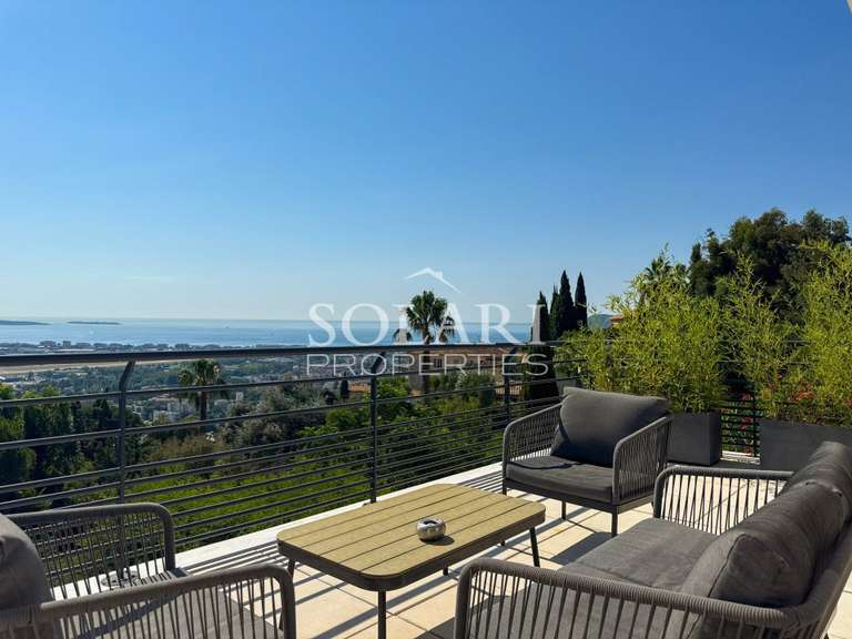 Villa Mandelieu-la-Napoule - 4 chambres - 203m²