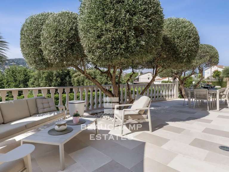 Villa Mandelieu-la-Napoule - 4 chambres - 326m²