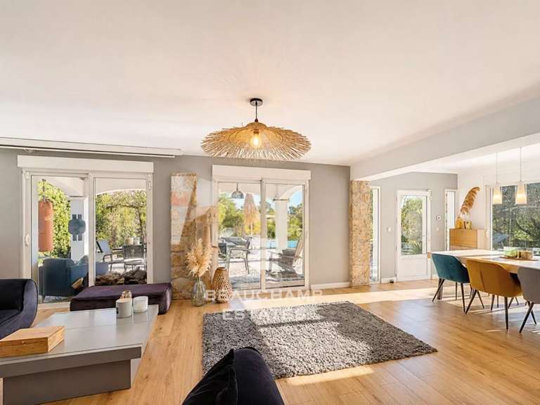 Villa Mandelieu-la-Napoule - 4 chambres - 175m²