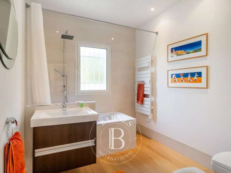 Villa Mandelieu-la-Napoule - 4 chambres - 211m²