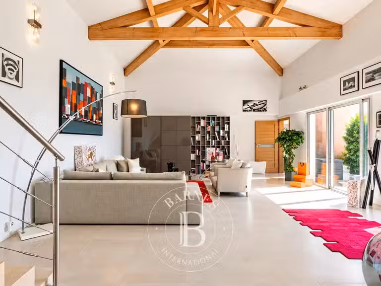 Villa Mandelieu-la-Napoule - 4 chambres - 211m²