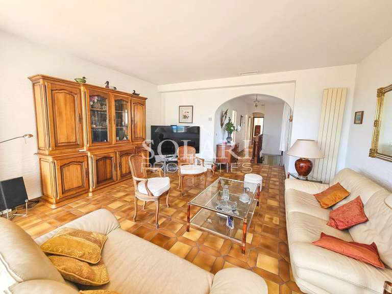 Villa Mandelieu-la-Napoule - 6 chambres - 181m²