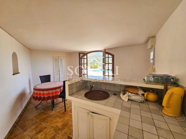 Villa Mandelieu-la-Napoule - 6 chambres - 181m²