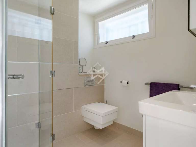 Villa Mandelieu-la-Napoule - 5 chambres - 280m²