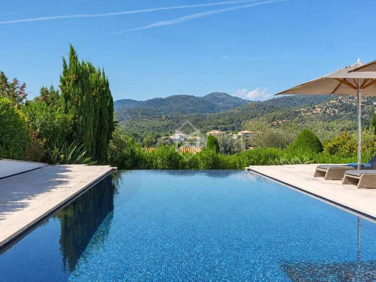 Villa Mandelieu-la-Napoule - 5 chambres - 280m²