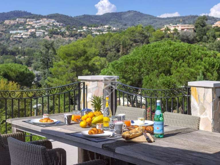 Villa Mandelieu-la-Napoule - 5 chambres - 280m²