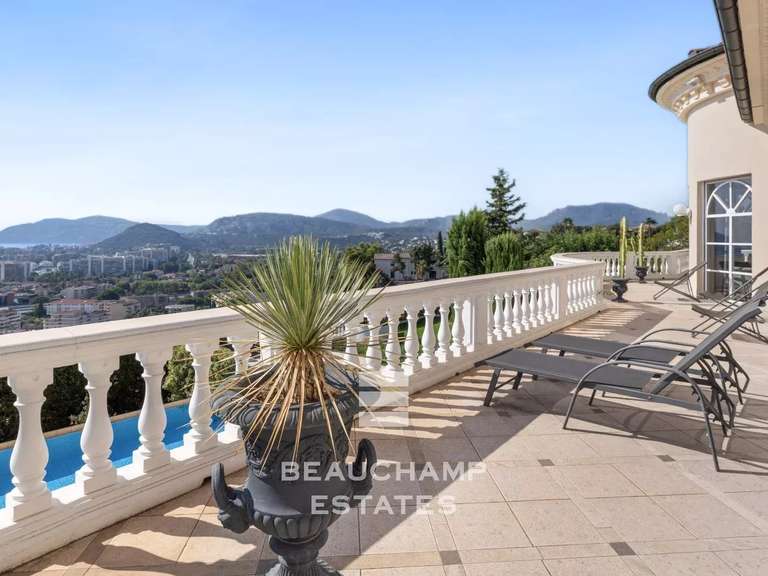 Villa avec Vue sur mer Mandelieu-la-Napoule - 5 chambres - 2013m²