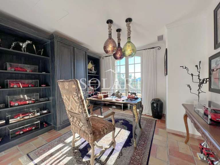 Villa Mandelieu-la-Napoule - 4 chambres - 305m²