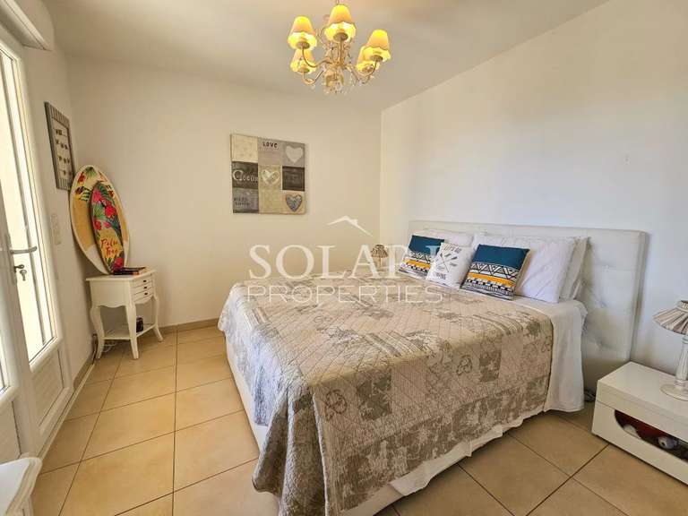 Villa Mandelieu-la-Napoule - 4 chambres - 180m²