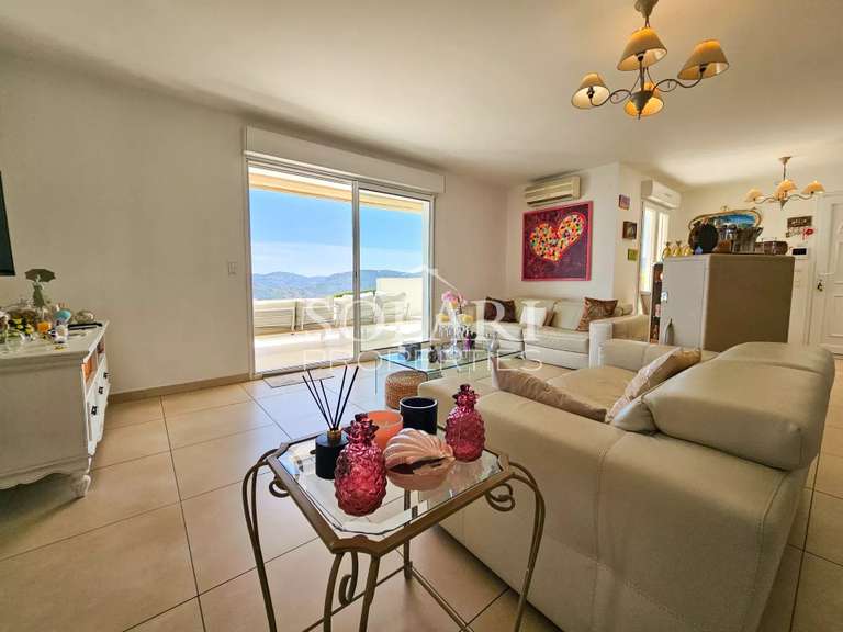 Villa Mandelieu-la-Napoule - 4 chambres - 180m²