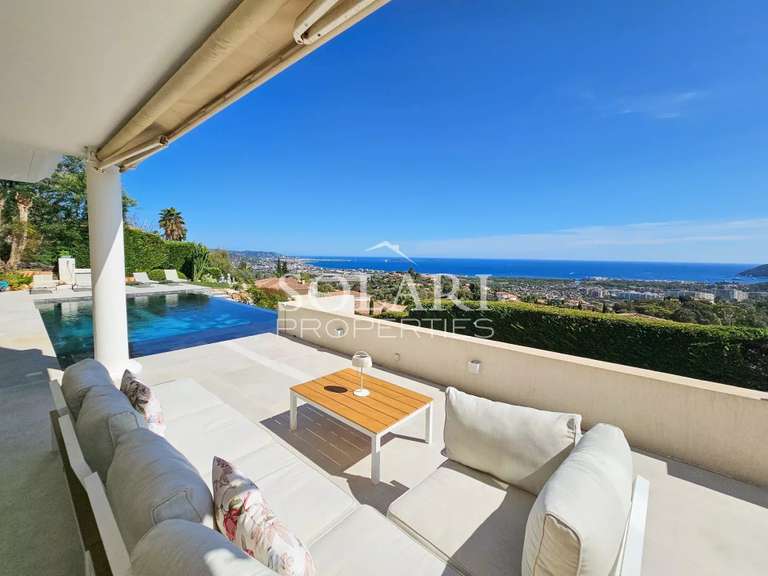 Villa Mandelieu-la-Napoule - 4 chambres - 180m²