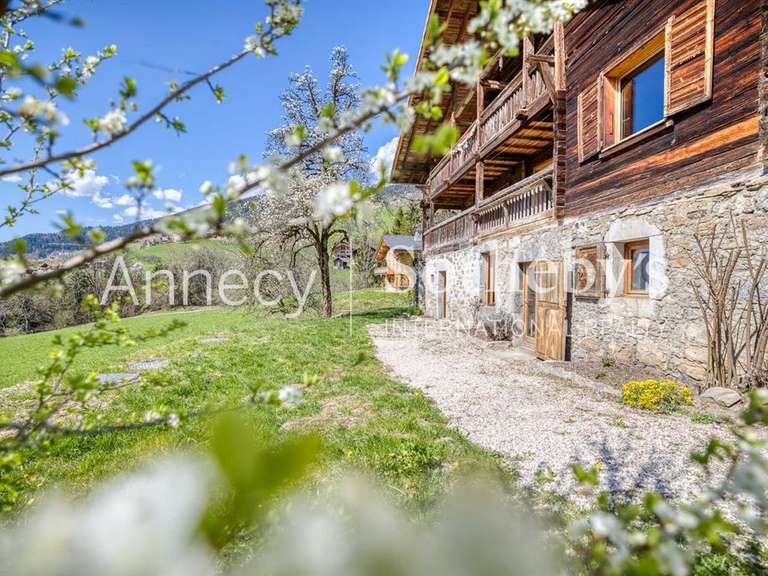 Appartement Manigod - 3 chambres - 117m²