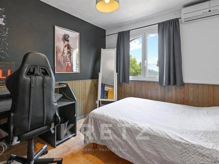 Maison Manosque - 4 chambres - 190m²