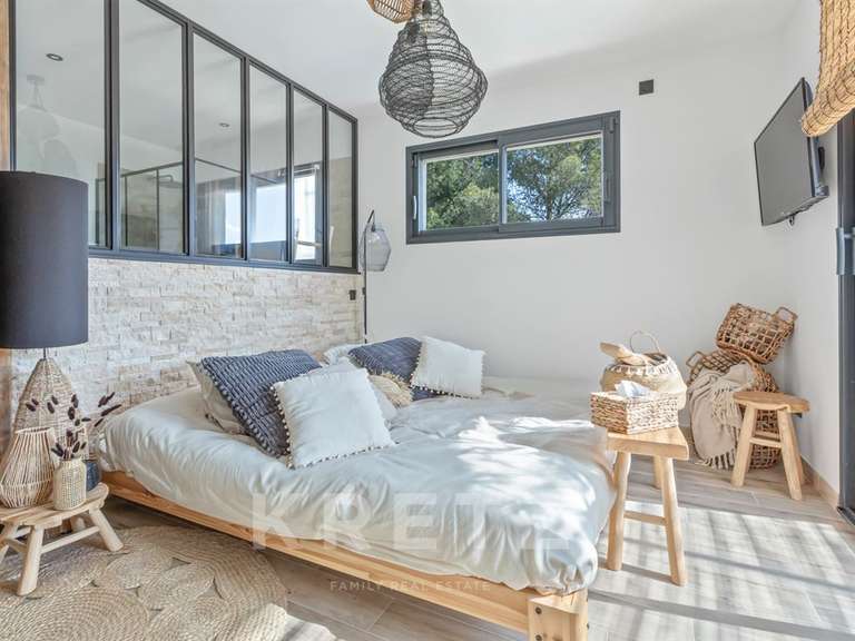 Maison Manosque - 4 chambres - 134m²