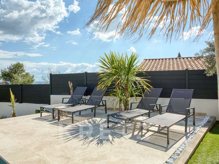 Maison Manosque - 4 chambres - 134m²