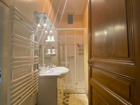 Maison Manosque - 5 chambres - 206m²