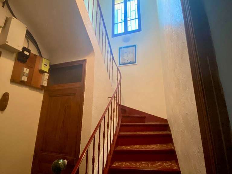 Maison Manosque - 5 chambres - 206m²