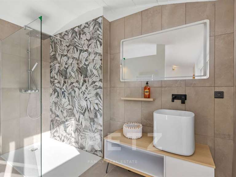 Maison Manosque - 4 chambres - 200m²