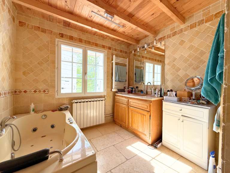 Maison Manosque - 4 chambres - 130m²