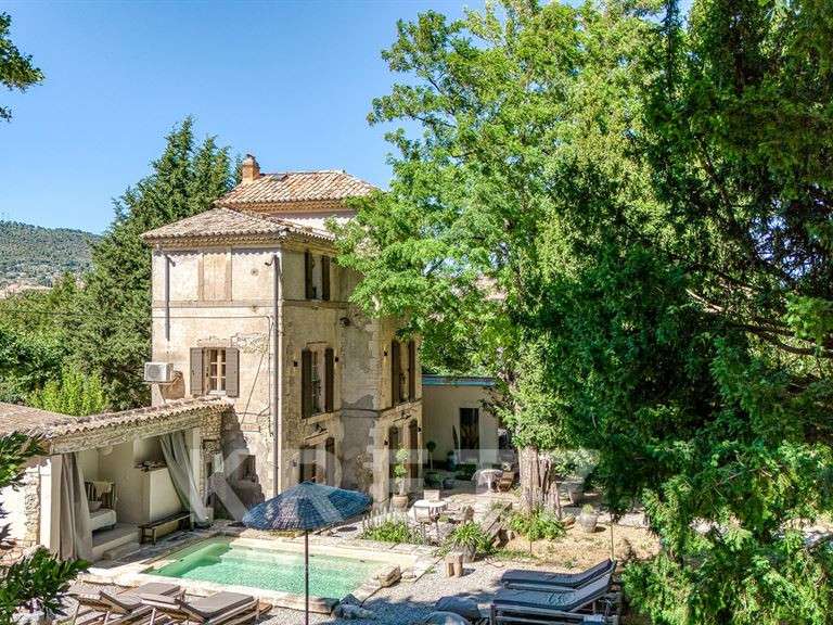 Maison Manosque - 3 chambres - 155m²