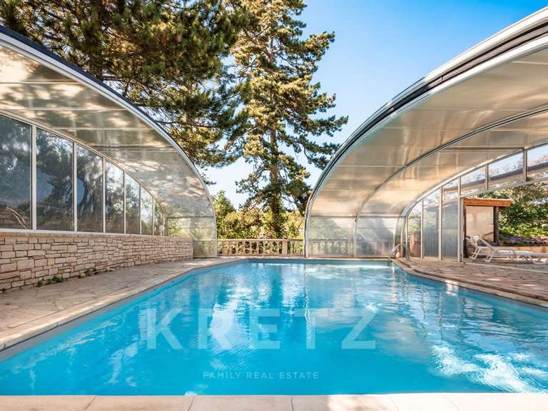 Maison Manosque - 5 chambres - 468m²
