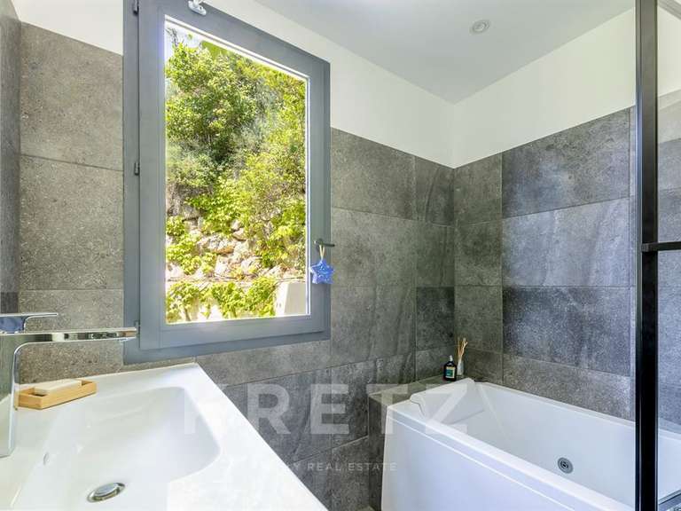 Maison Manosque - 3 chambres - 200m²