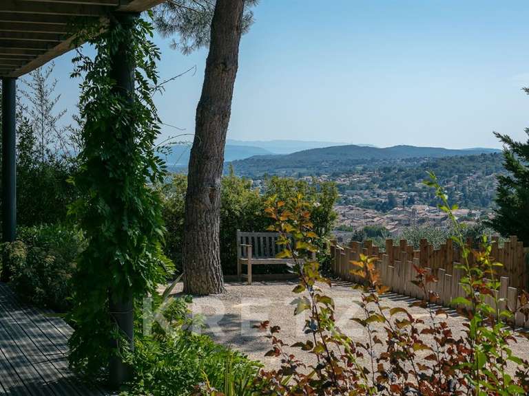 Maison Manosque - 3 chambres - 200m²