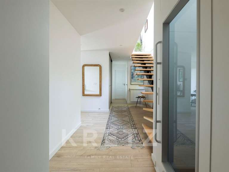 Maison Manosque - 3 chambres - 200m²