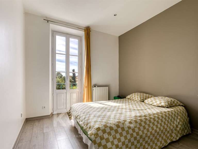 Maison Manosque - 5 chambres - 160m²