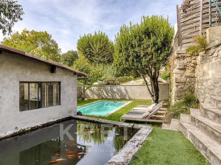 Maison Manosque - 5 chambres - 160m²