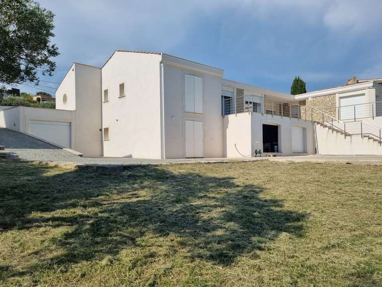Villa Manosque - 4 bedrooms - 260m²