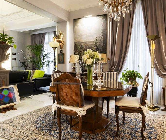 Maison Mantes-la-Jolie - 6 chambres - 328m²