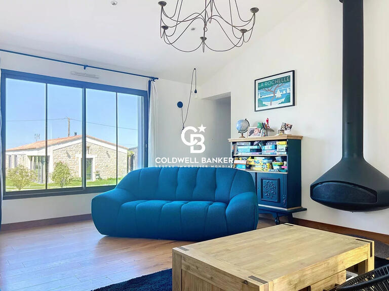 Maison Marans - 5 chambres - 242m²