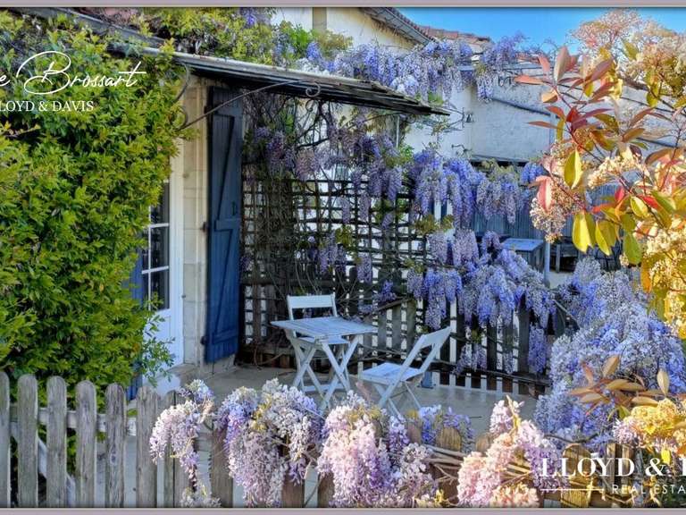 Maison Marans - 8 chambres - 523m²