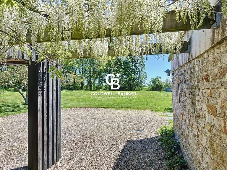 Maison Marans - 5 chambres - 242m²