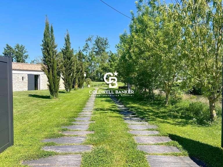 Maison Marans - 5 chambres - 242m²