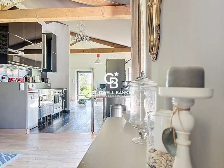 Maison Marans - 5 chambres - 242m²