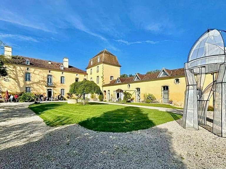 Château Marciac - 26 chambres - 1600m²