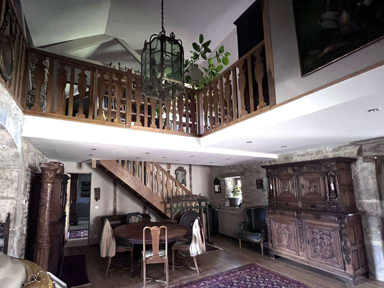 Maison Marcilhac-sur-Célé - 8 chambres - 430m²